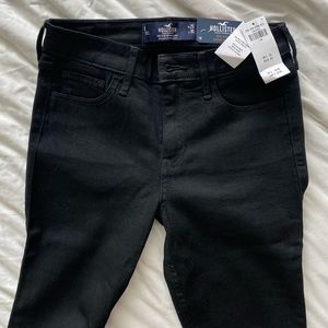 NWT Slim black jeans mid rise